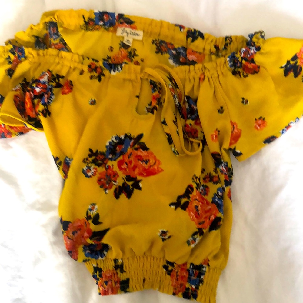 Vintage yellow flower crop top with originated flow short sleeves